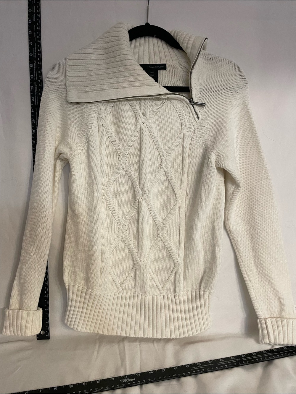 Calvin Klein Jeans Ivory Cable Knit Zip-Shoulder Sweater